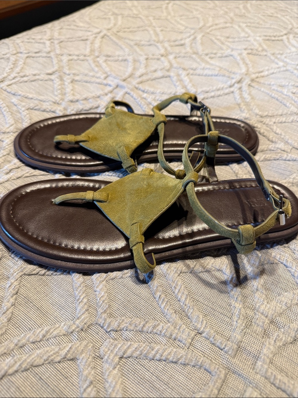 Zara Olive Green Suede Strappy Flat Sandals like new